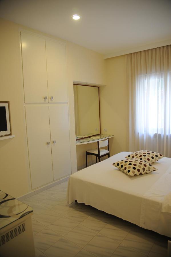 Via Capo Rooms Sorrento Room photo